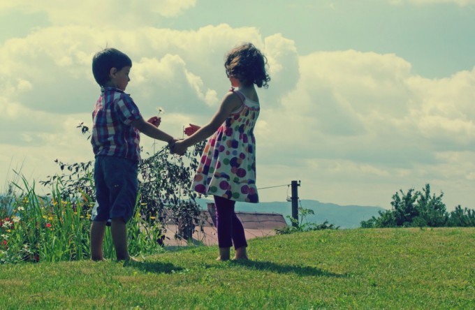 children-friends-861x562