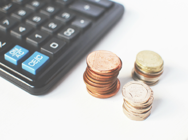 new_numbers-money-calculating-calculation