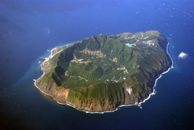 s_aogashima111115_1136