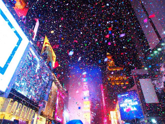 ニューヨークのタイムズスクエアで世界一の年越しを体験する方法 Tabippo Net