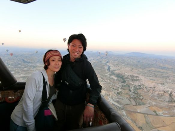ハネムーン世界一周中の2人が選ぶ 絶景no 1に輝いた 気球から見るカッパドキア の魅力 Tabippo Net