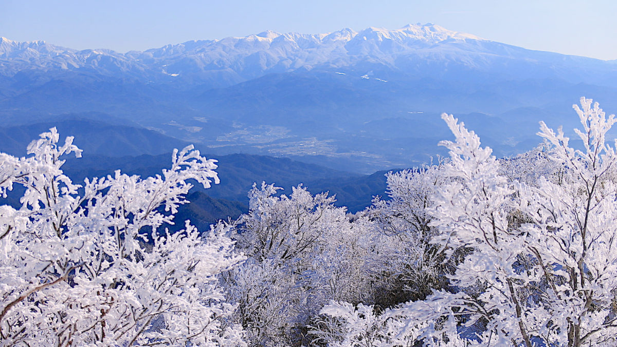 深山の雪 IMG_7503-1200x676.jpg