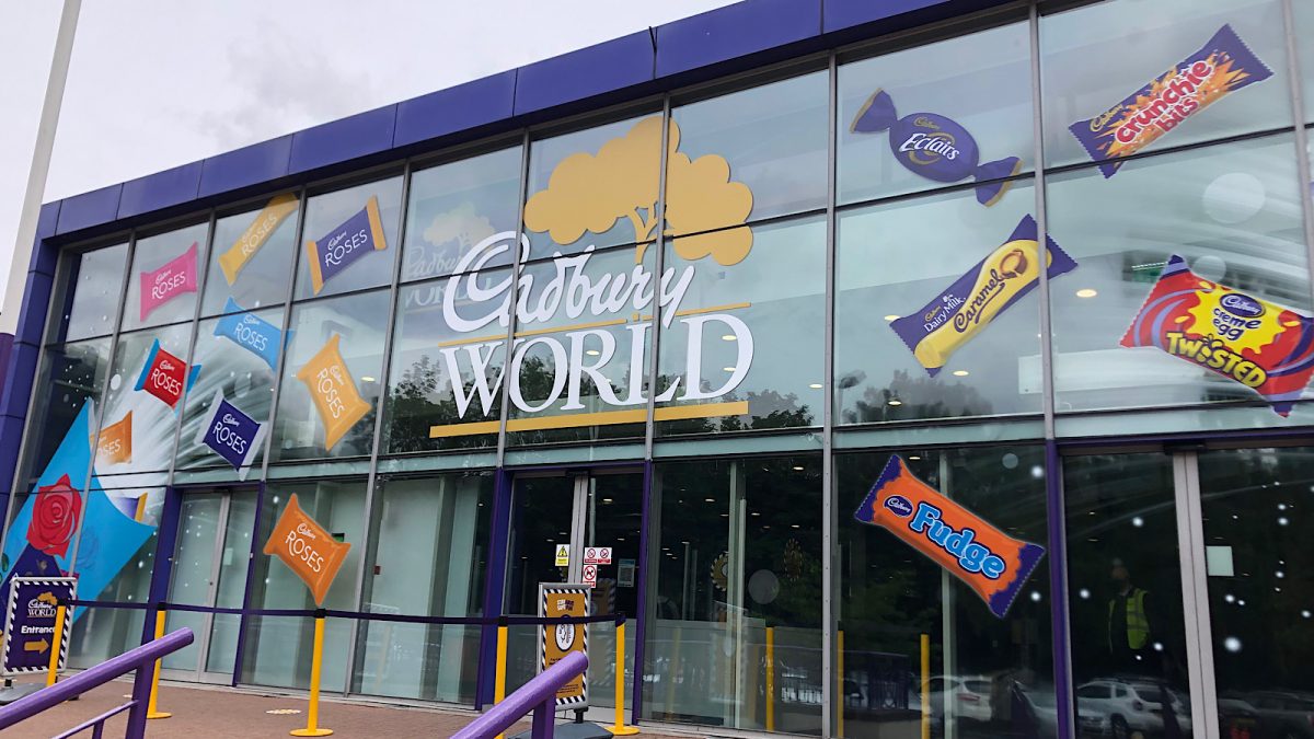 子供も大人も楽しめる！イギリスの老舗菓子「Cadburyチョコレート」の工場見学へ | TABIPPO.NET