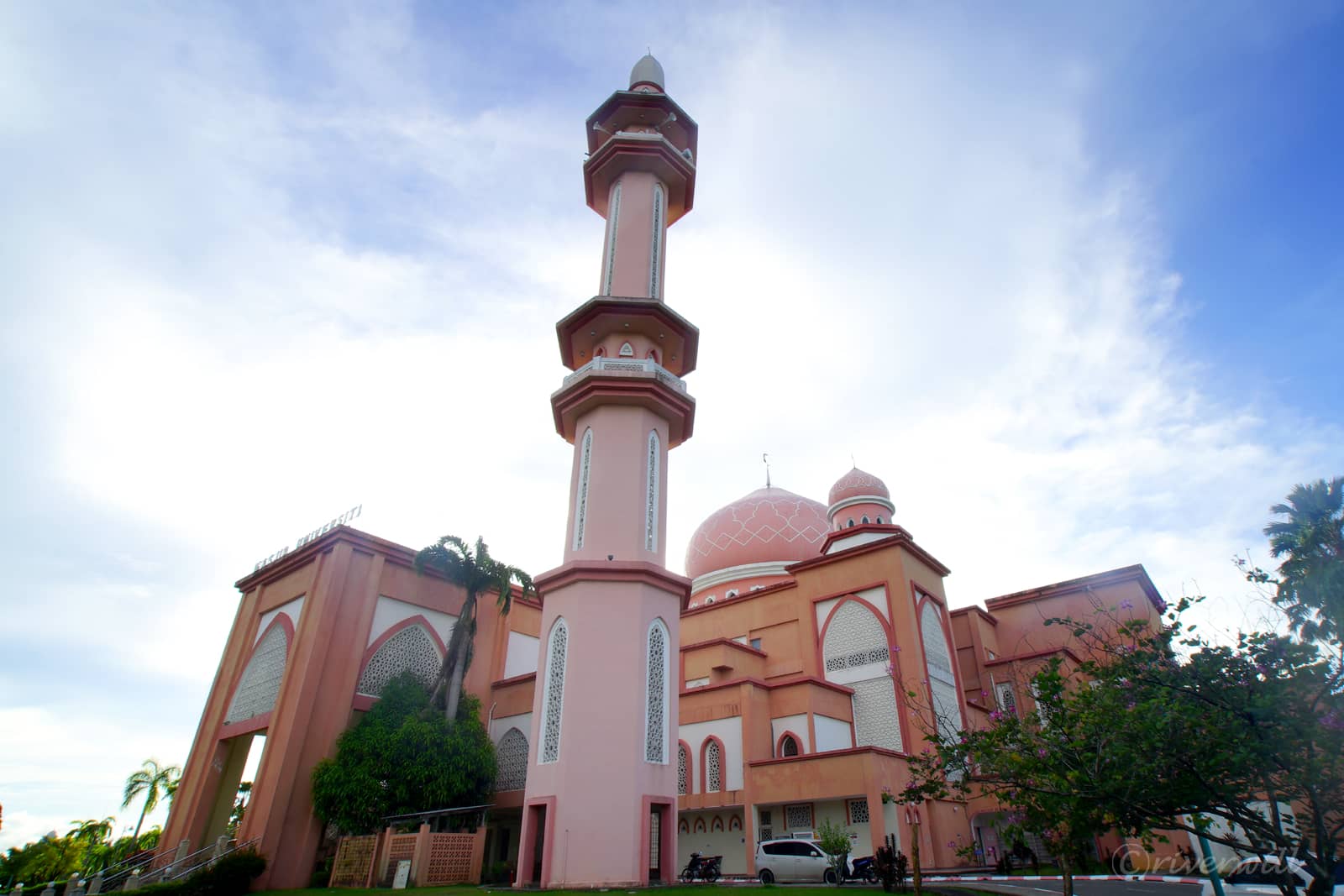 Pink Mosque in UMS, Kota Kinabalu