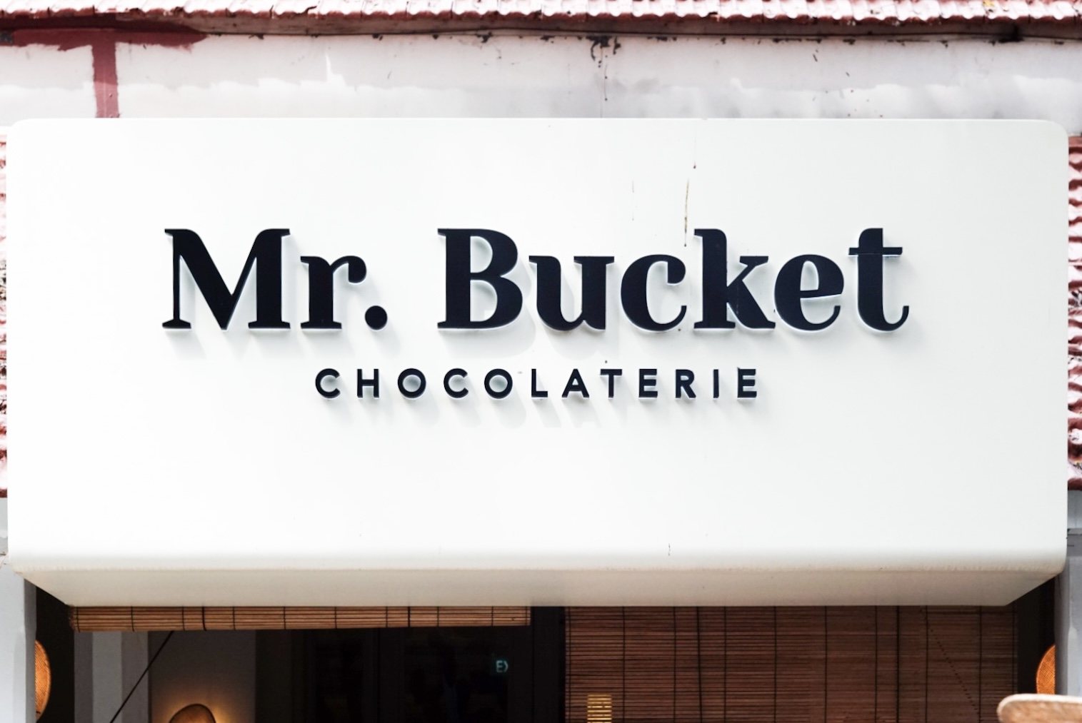 Mr.Bucket chocolate factory