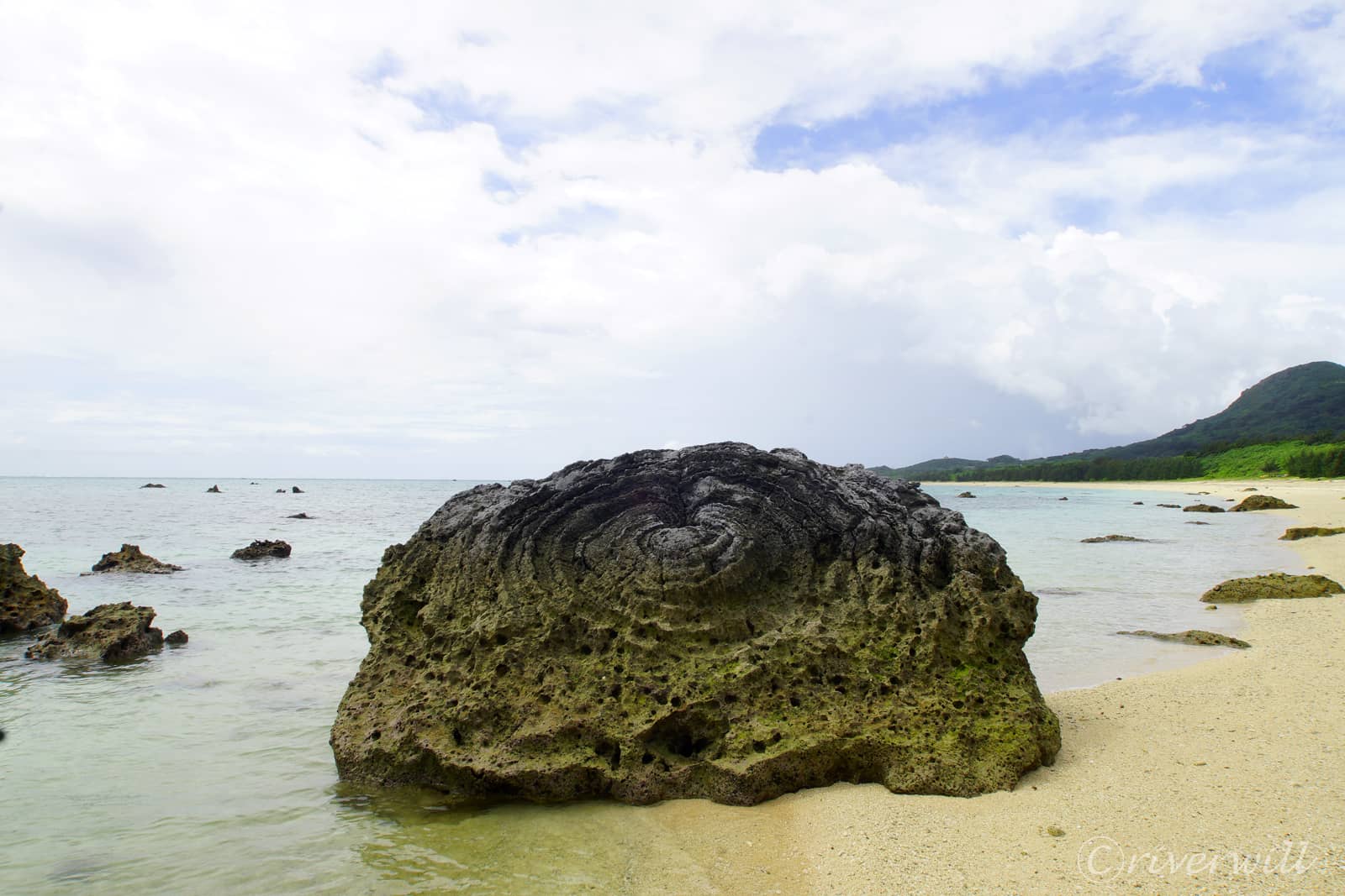 ハート岩（石垣島）