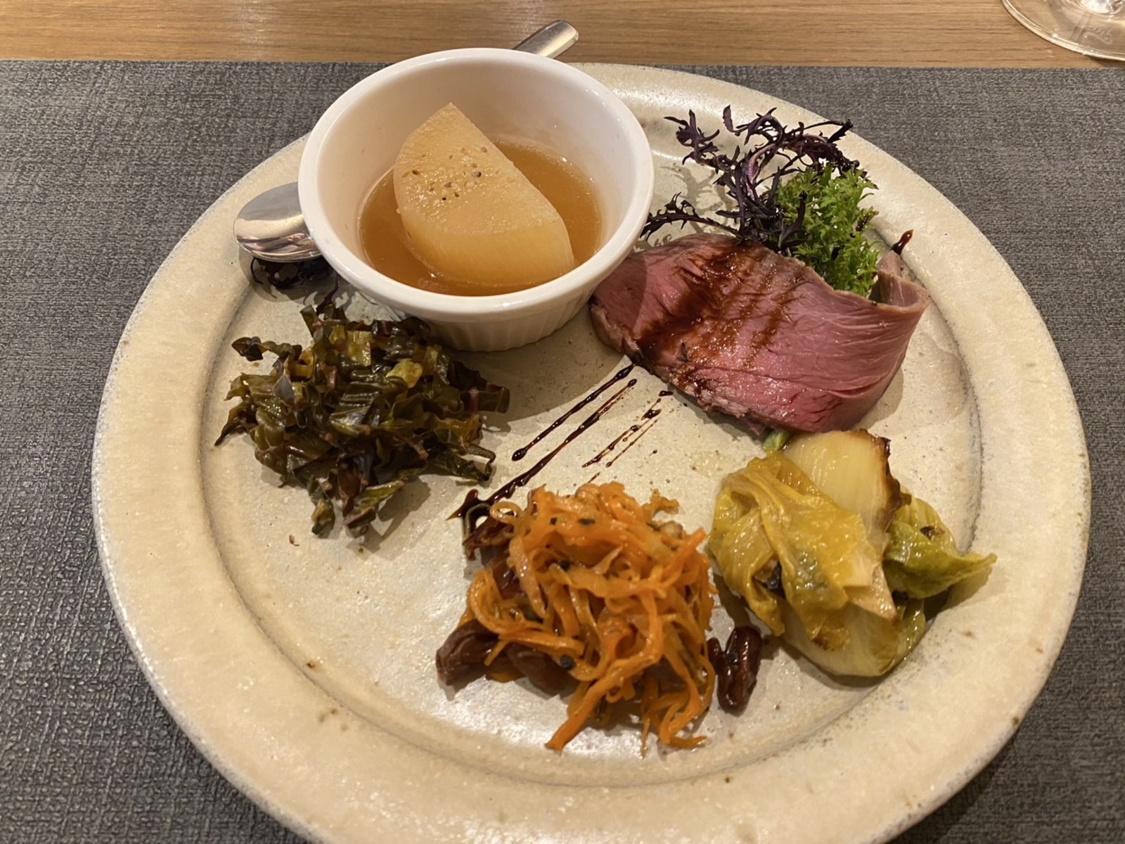 mujaquiの野菜とジビエコース１