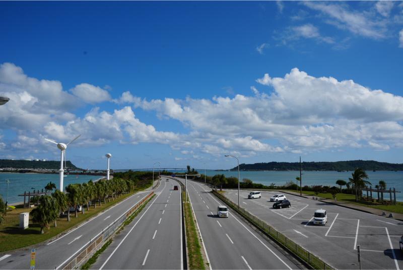 沖縄県：海中道路