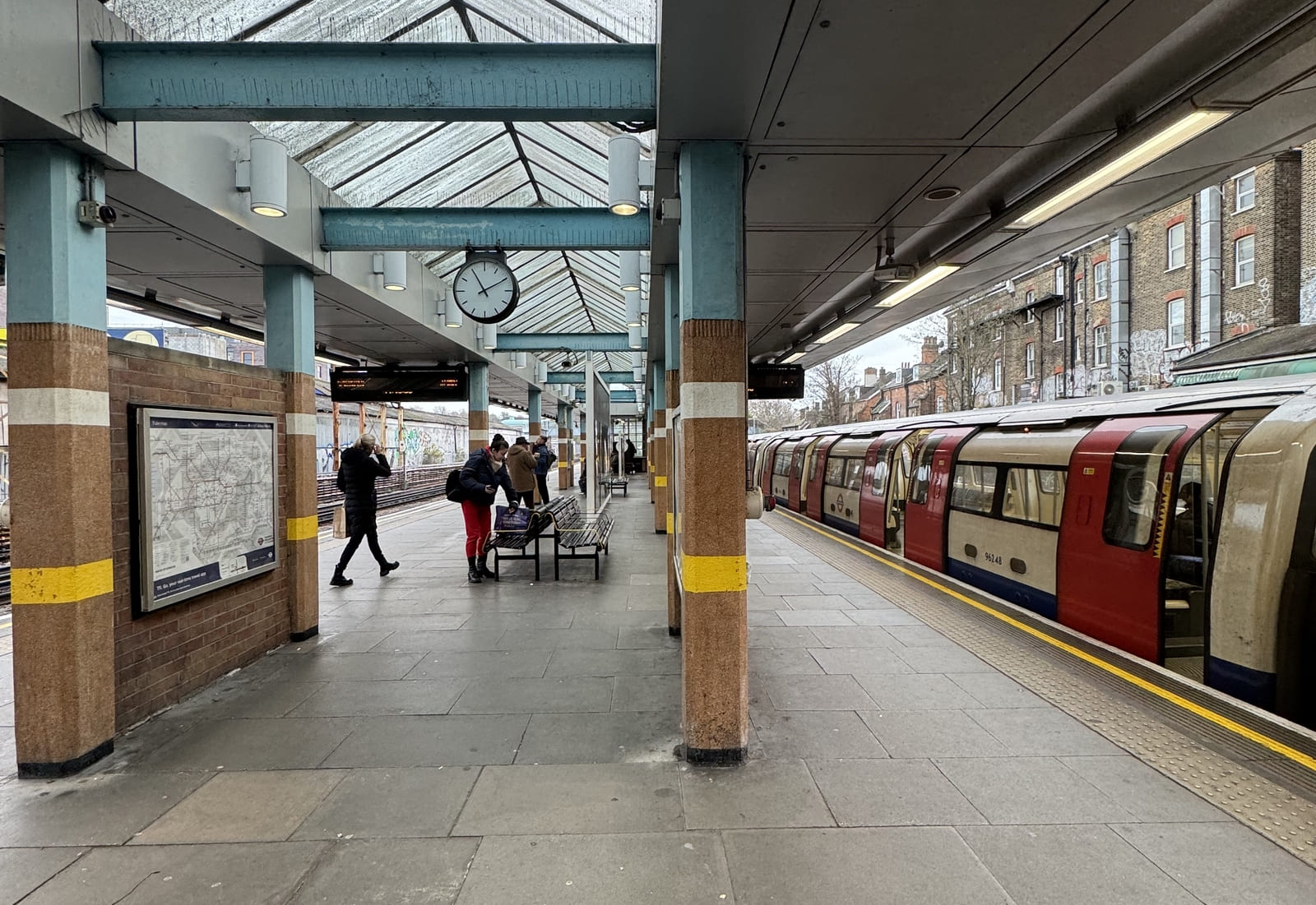 ロンドンの駅