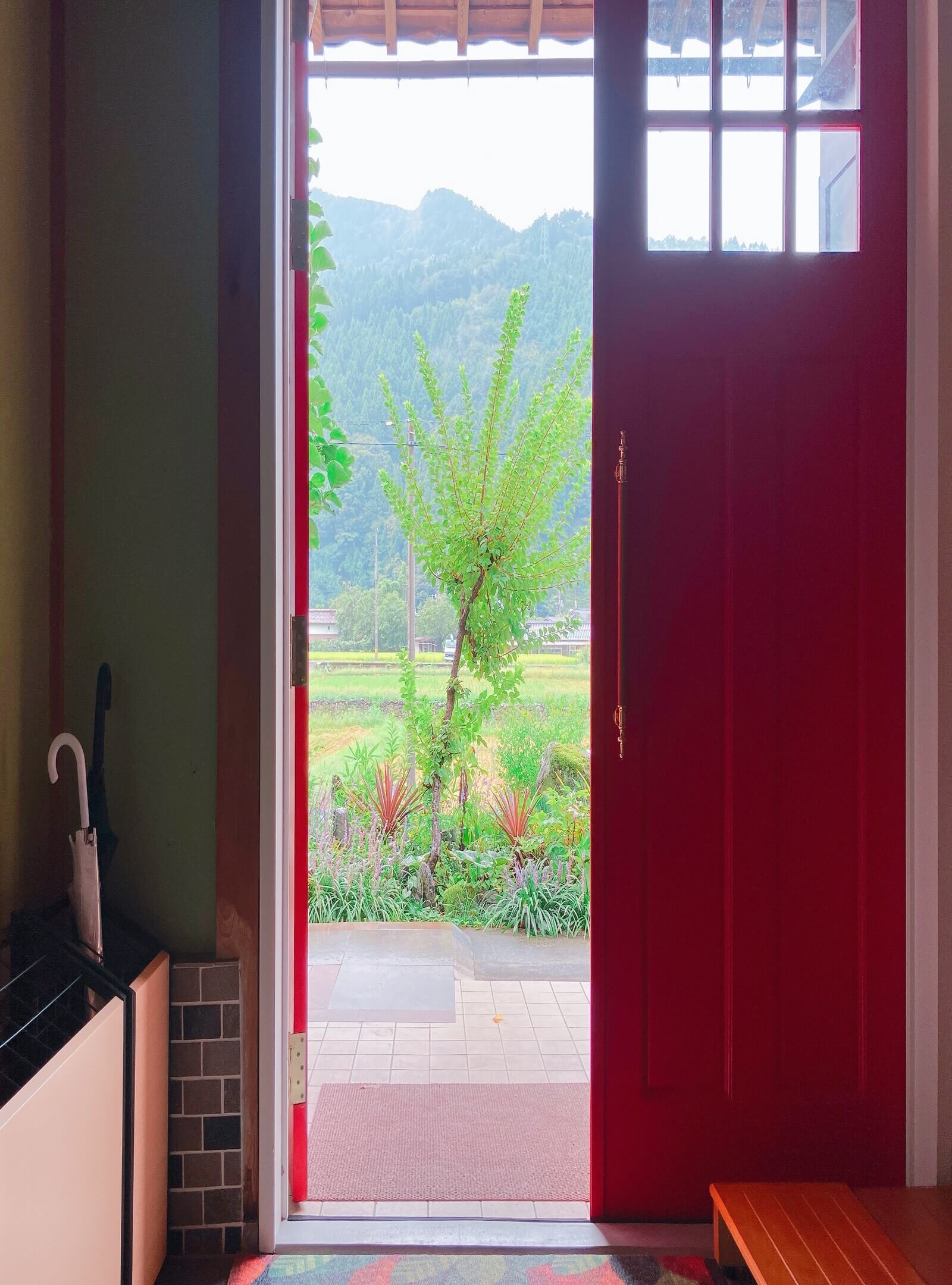 扉