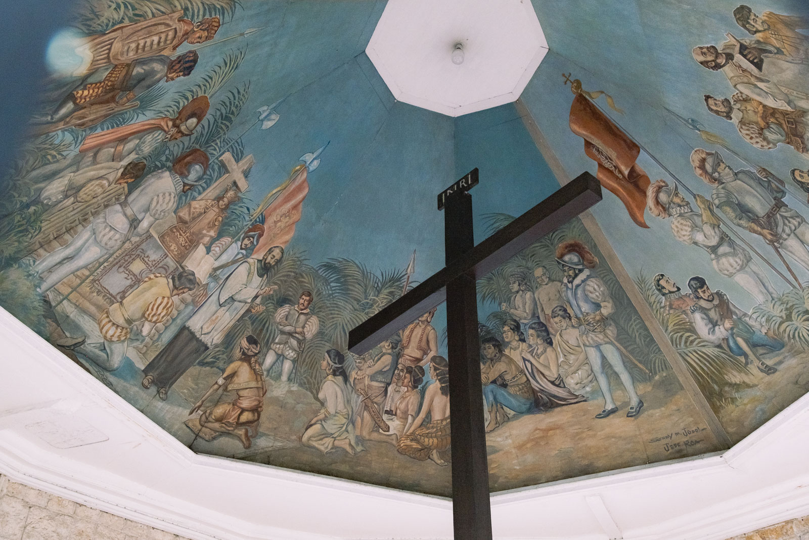 マゼランクロスの天井の宗教画