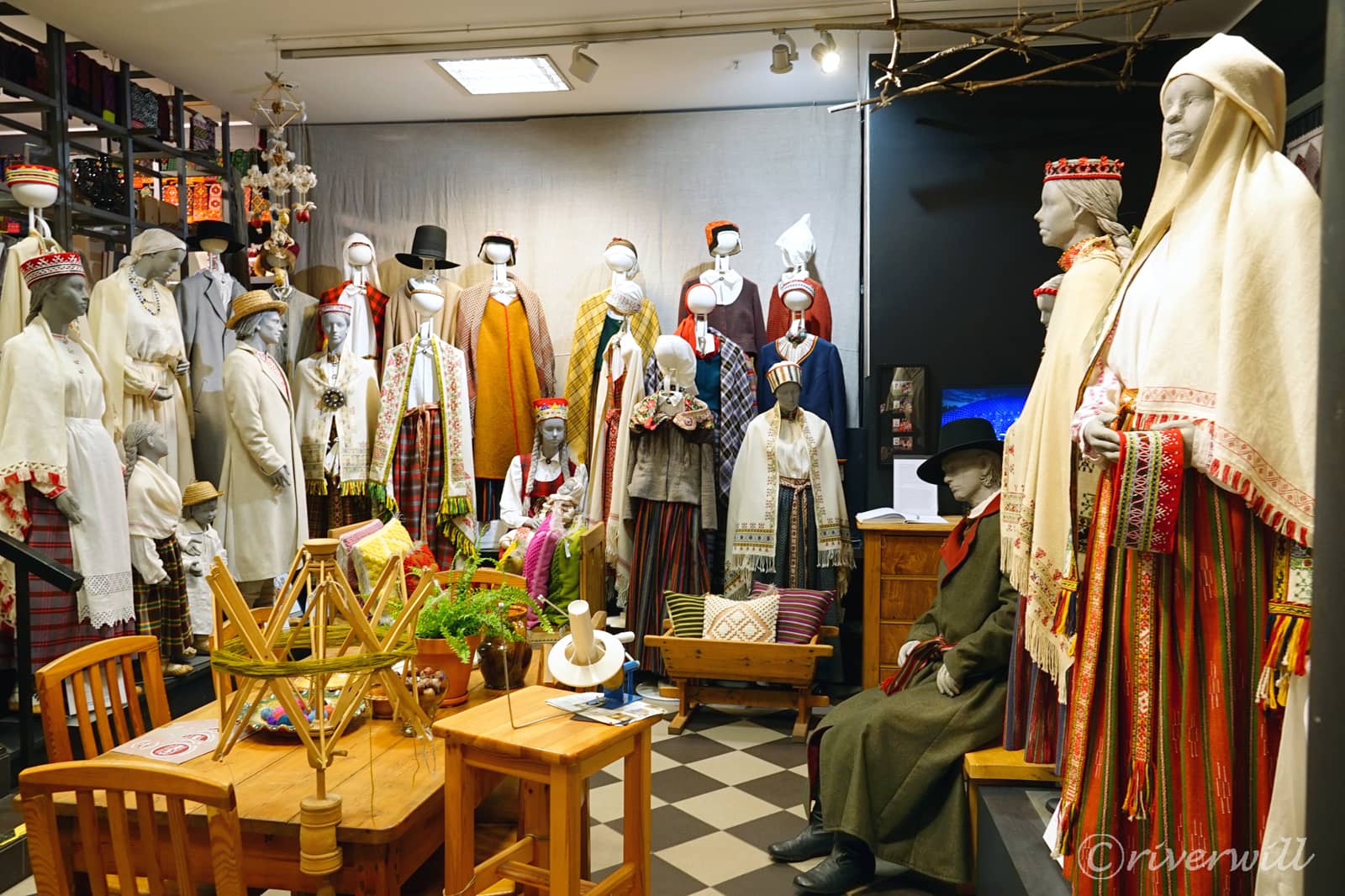 民族衣装(ラトビア)