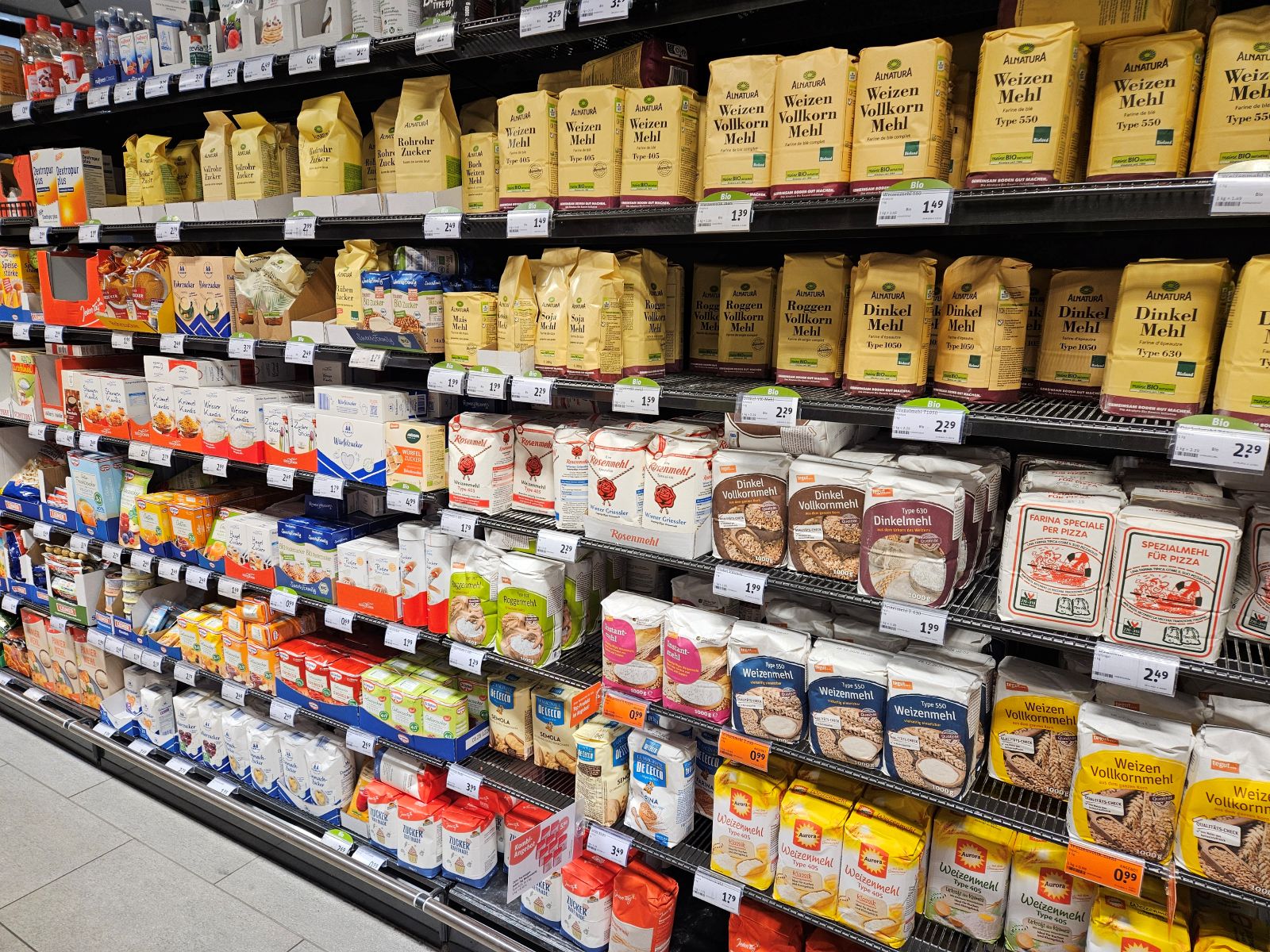 ドイツ　小麦粉　スーパー