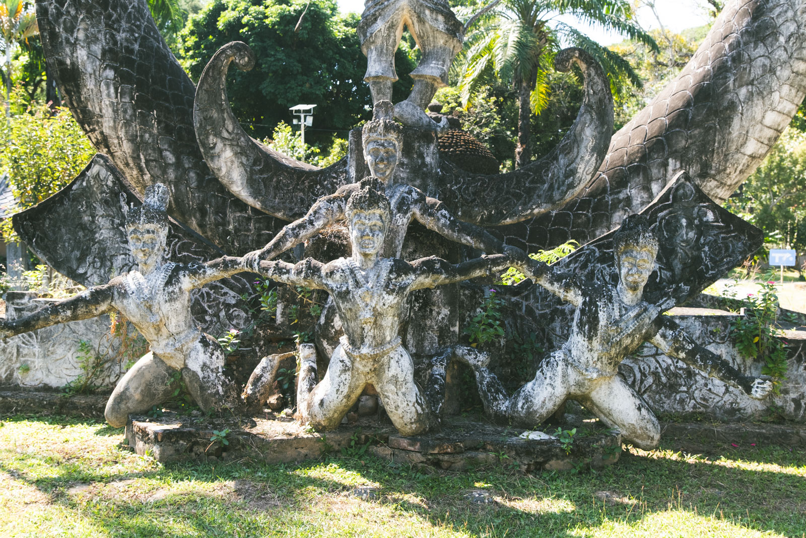 ブッダパークの仏像