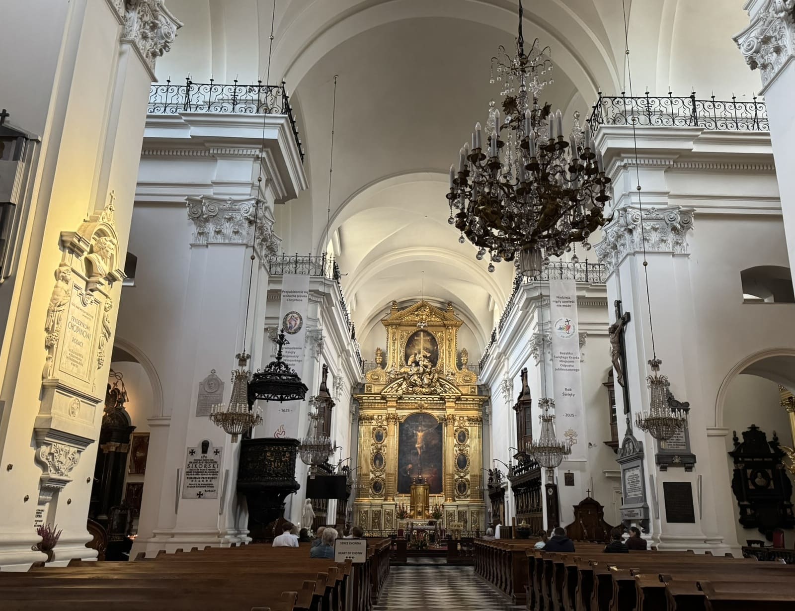 ショパン聖十字架教会