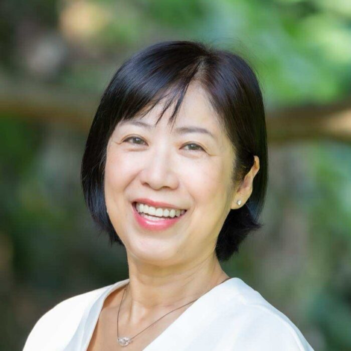髙井典子