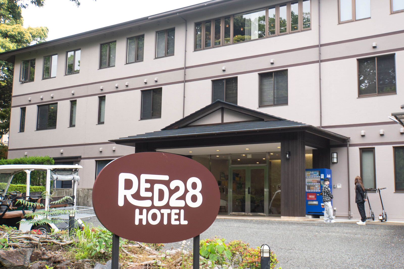 RED28