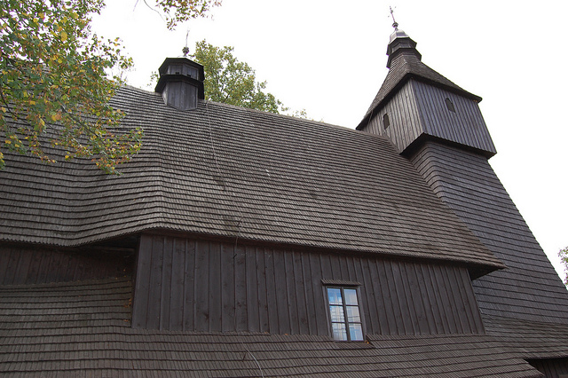 カルパチア山地のスロバキア地域の木造教会群