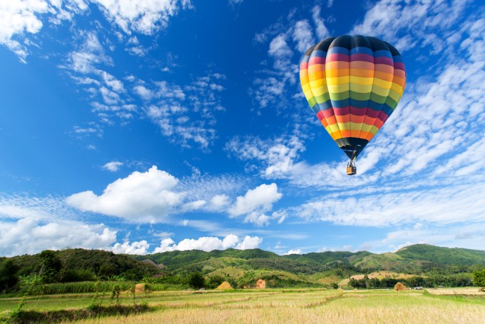ふわりと空を舞う 日本で気球に乗れるスポット5選 Tabippo Net