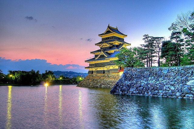 長野県の象徴とも言える松本城
